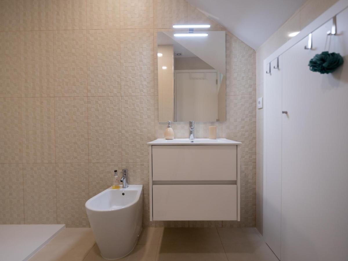 דירות Coxim - Com Patio Em Pleno Coracao De אבאירו מראה חיצוני תמונה